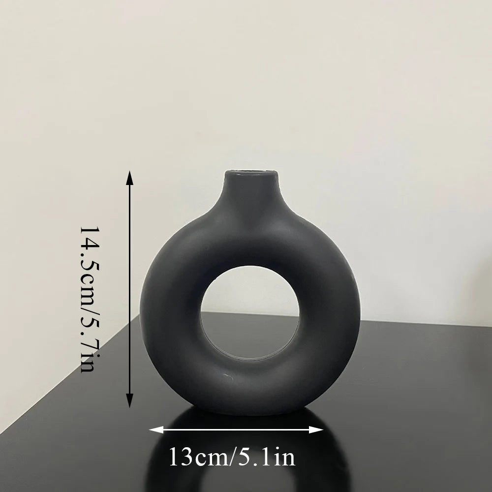 1Pcs Plastic Flat Minimalist Vase Wedding Decoration Donut Shape Flower Vase Oval Hollow Black Vases Fashion Home Living Room